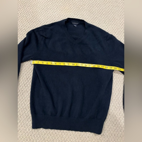 Lands' End Men's Deep Blue Cashmere Sweater - Picture 3 of 7